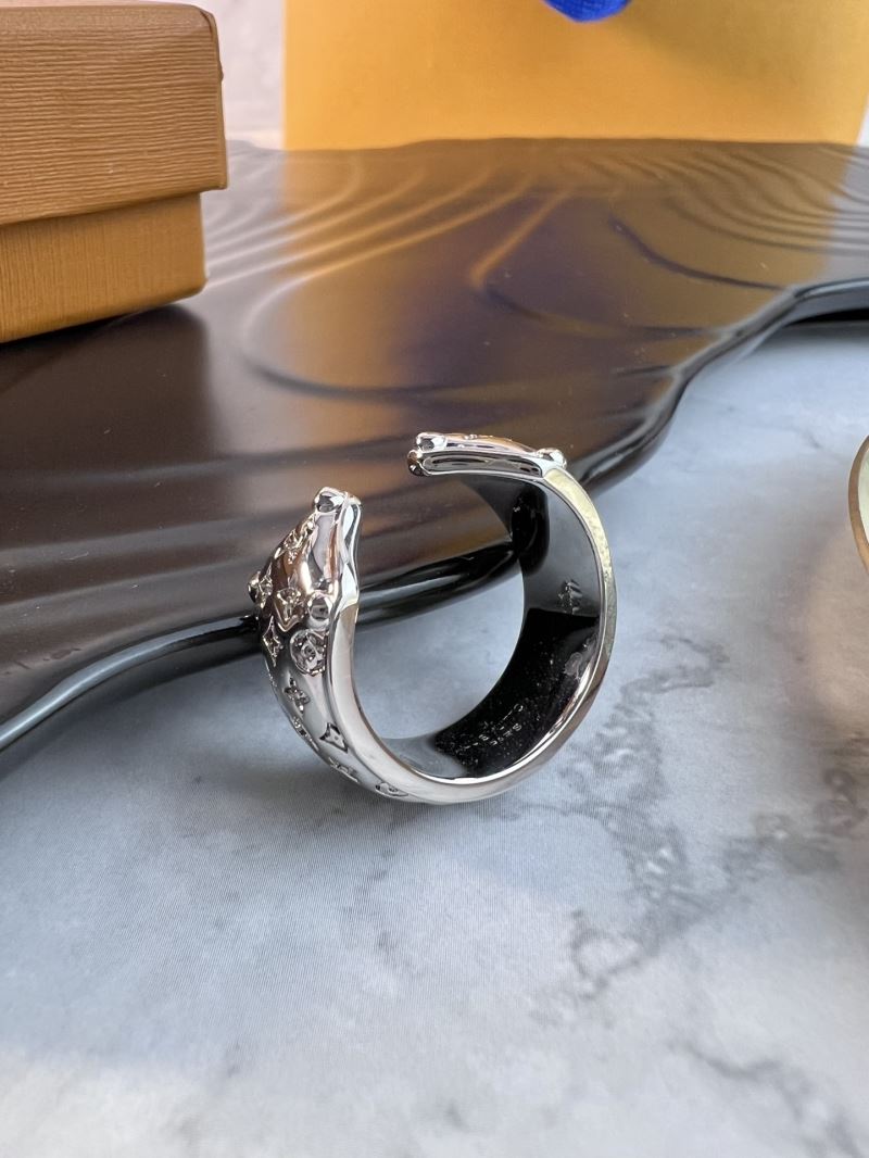 LV Rings